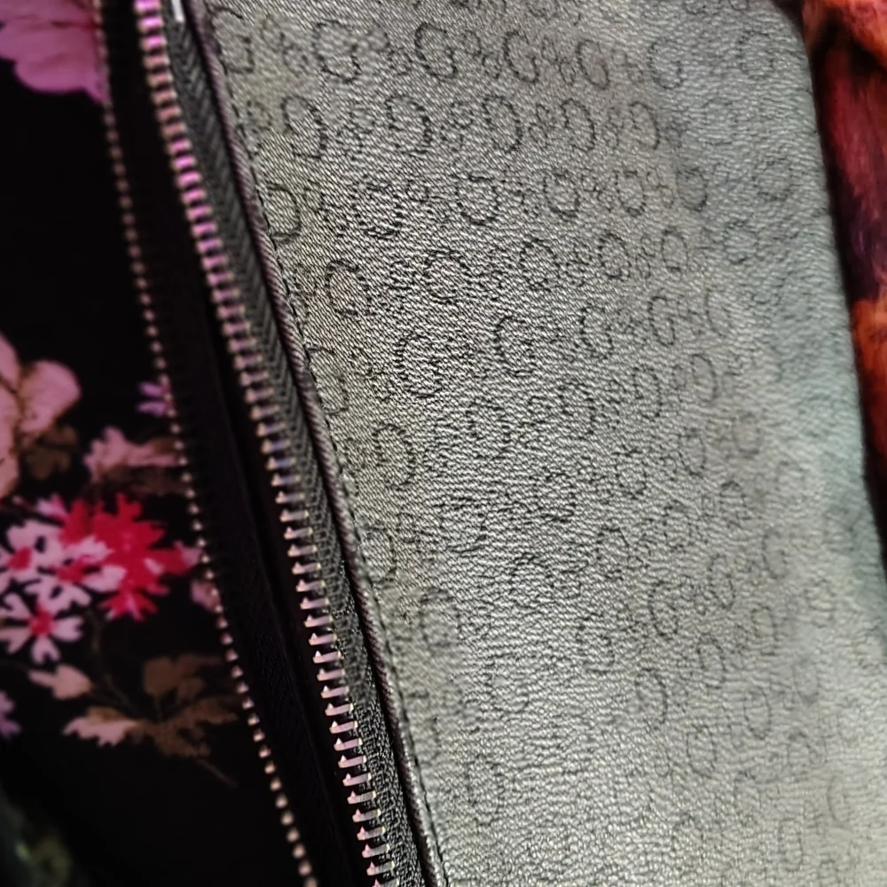 GUESS Black Embossed Wristlet - Picture 6 of 6